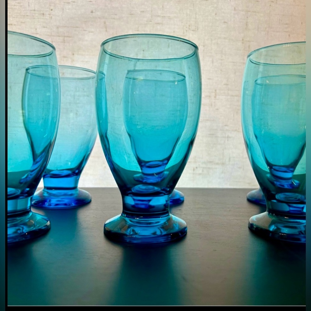 6 Vintage Cristar Lexington, footed, Teal Glasses. 5.25”